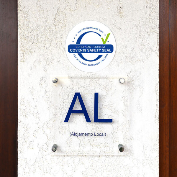 Placa Sinalética Hotel Alojamento Local Covid-19 selo SAFETY Seal